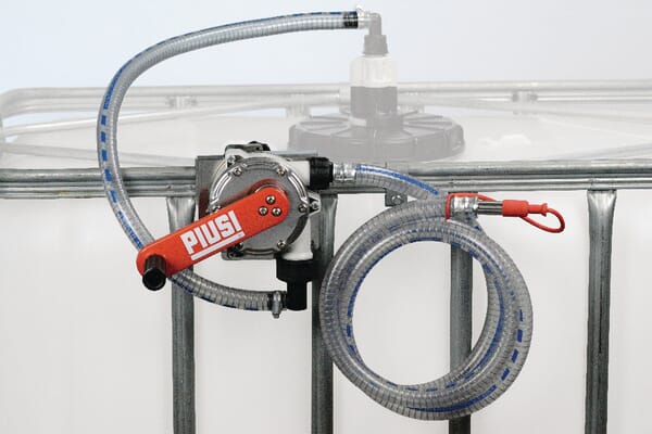 Pompe manuelle utilisable pour AdBlue® — réf. F00332B0A