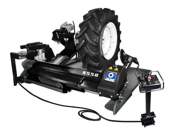 Zařízení na výměnu pneumatik S558