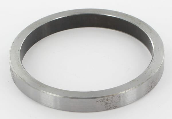 Distanční kroužek Busatis