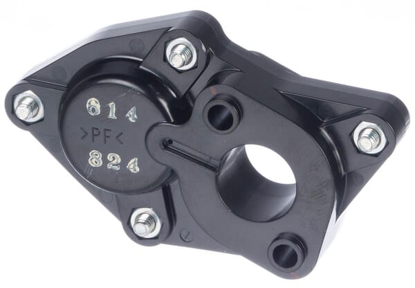 Izolátor, karburátor