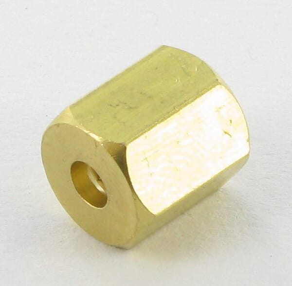 Raccord droite 4-1/8 NPT · réf. 3700CN18