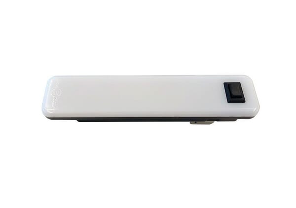 Éclairage intérieur cabine avec interrupteur, 132x30mm 3,3W 12/24V — réf. D15047