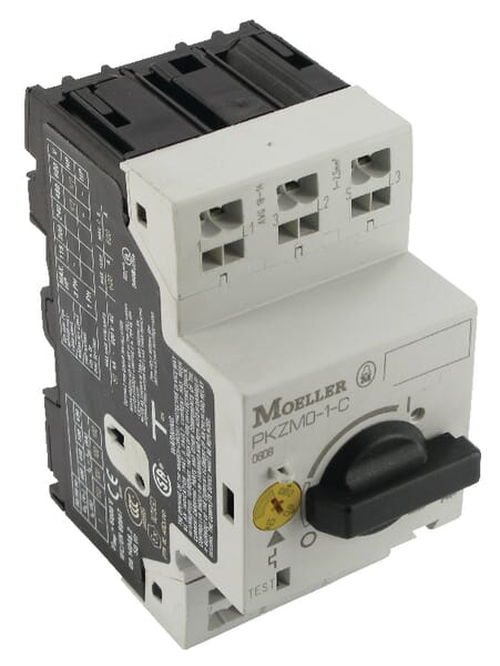 Přídržná pružina jističe motoru