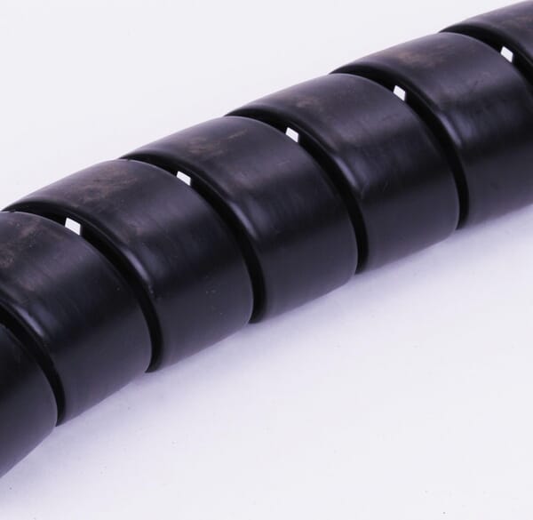 Ochranná plastová spirála černá 66-80 mm