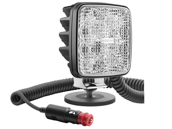Feu de travail LED avec interrupteur, R23, 22 W, 1600 lm, carré, 12-24 V, 105x105x50 mm, faisceau large, Wesem  — réf. CRK2B5429002
