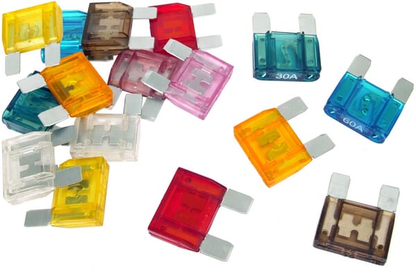 Blister Assortiment Fusibles (x48) · réf. VLC2249