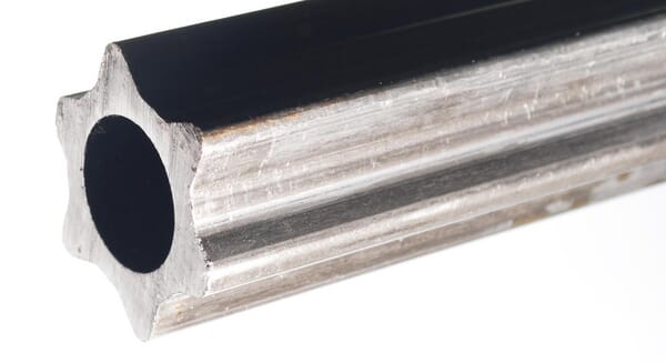 Tube profilé intérieur S4, en étoile, diamètre 51 x 37 x 6 mm, longueur : 2 900 mm · réf. 754400