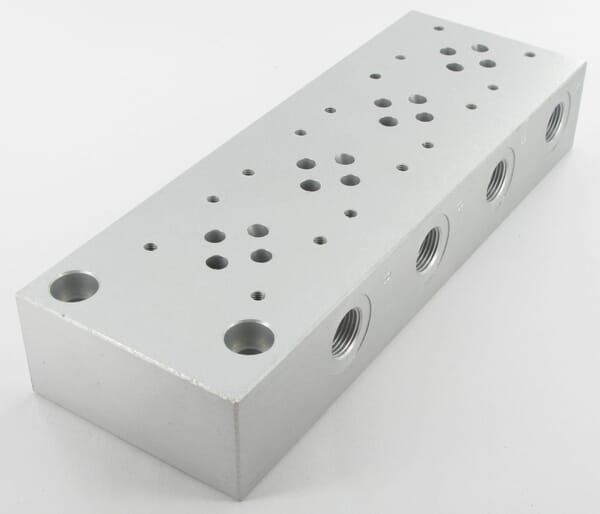 Manifold 4 sections vue 2