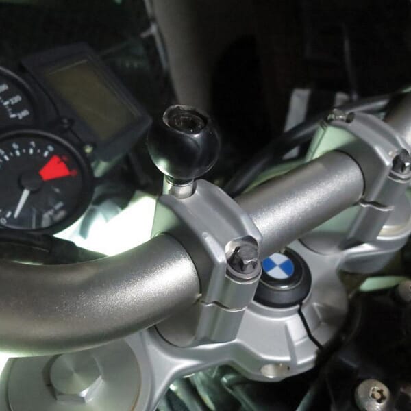 Boule de montage M8 vue 4