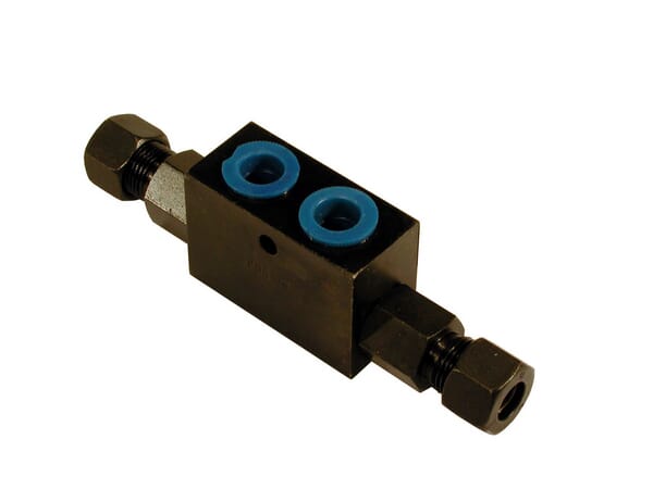 Dvojitý zpětný ventil