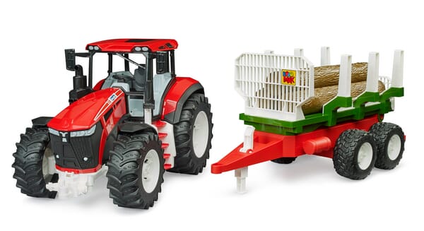 Tracteur avec remorque forestière vue 5