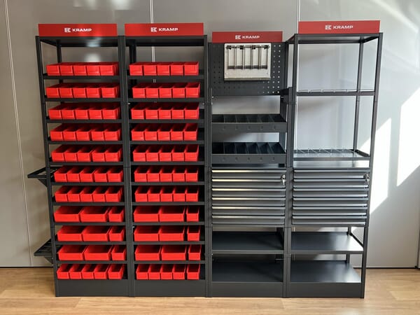 Startovací modul se spojovacím materiálem