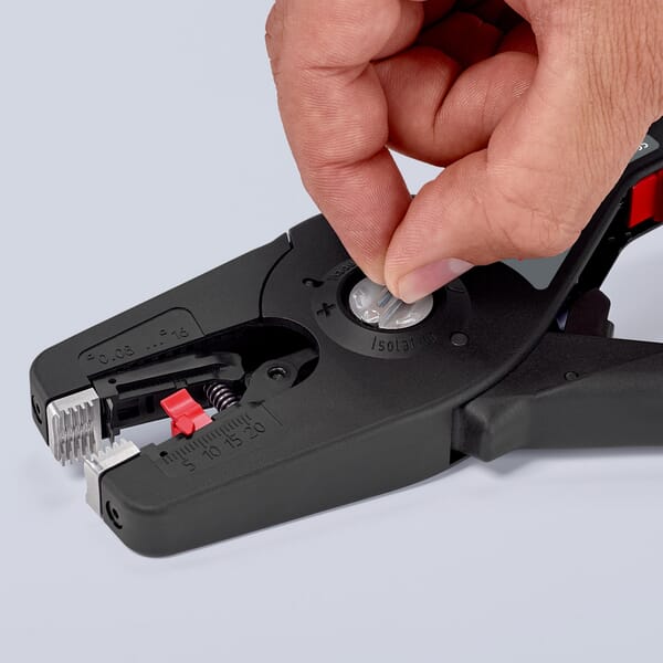 Dénudeur d'isolant automatique, PreciStrip16 vue 6