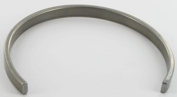 Pevný kroužek FRM(FRB)