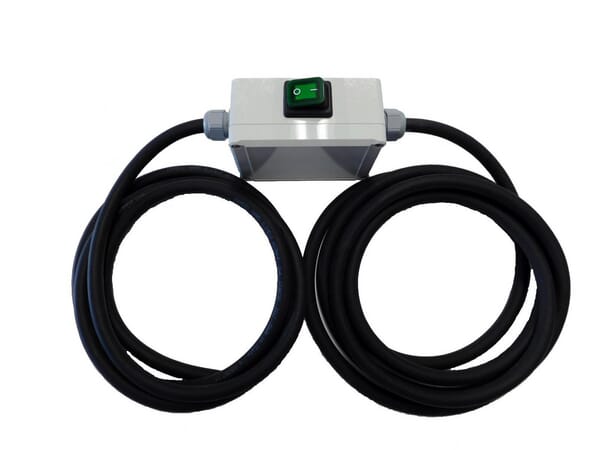 Alimentation électrique 12V 16 A. Câble de 3m + 2m, IP 65 · réf. 14789