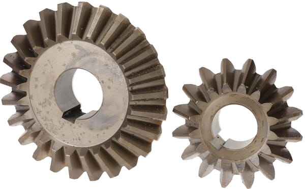 Sada kuželových ozubených kol M = 5, 25/16 zubů