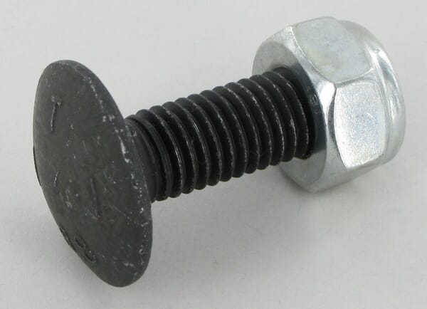 Vis spéciale M 10x30 TRCC Ht 3mm — réf. FM151030