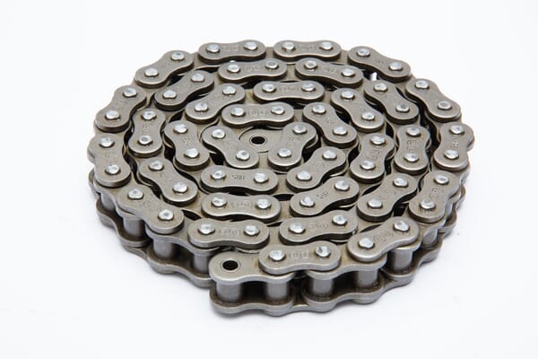 Chaîne à rouleaux simple · réf. 83123138